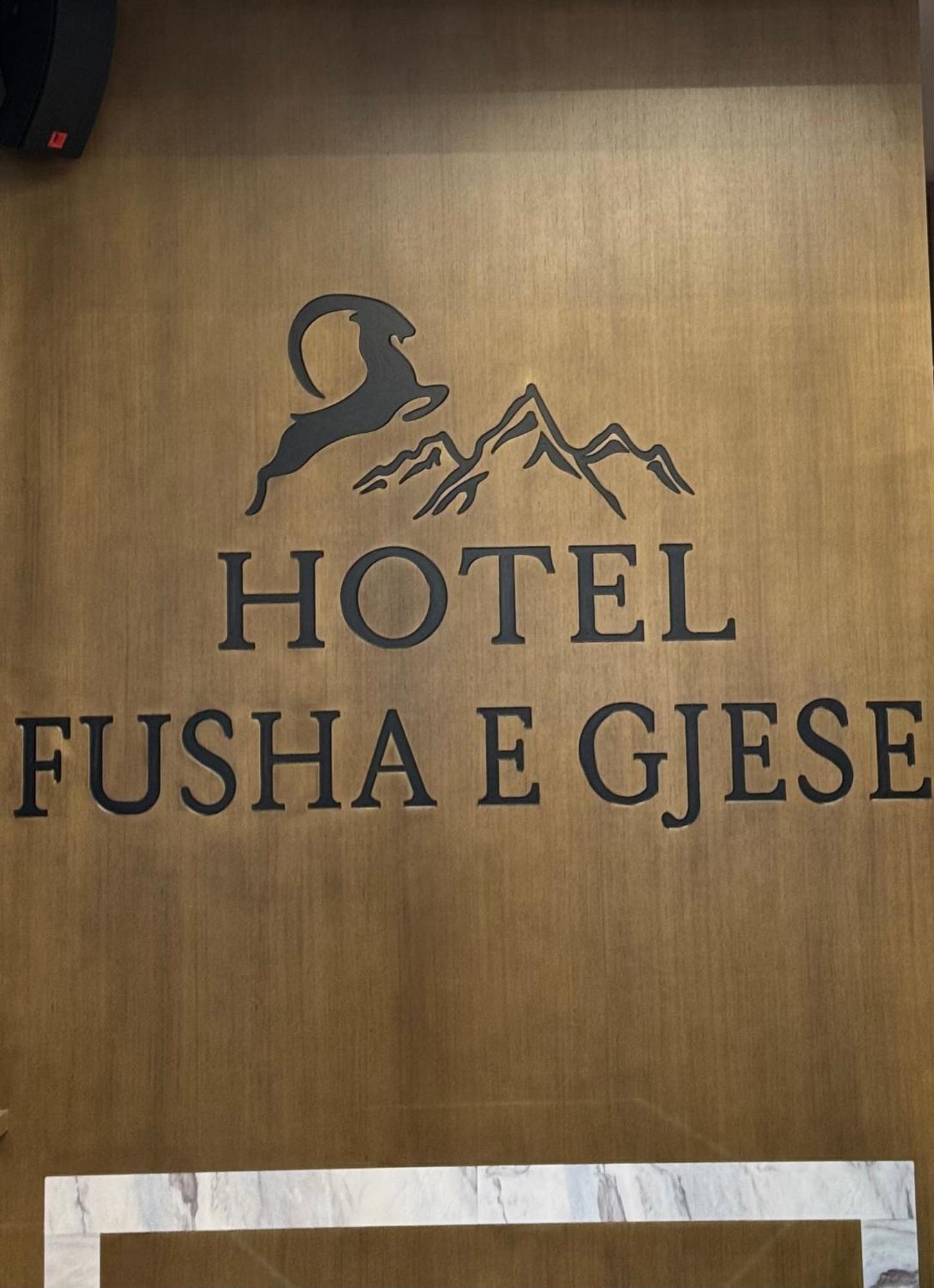 Hotel Fusha E Gjese 발보너 외부 사진